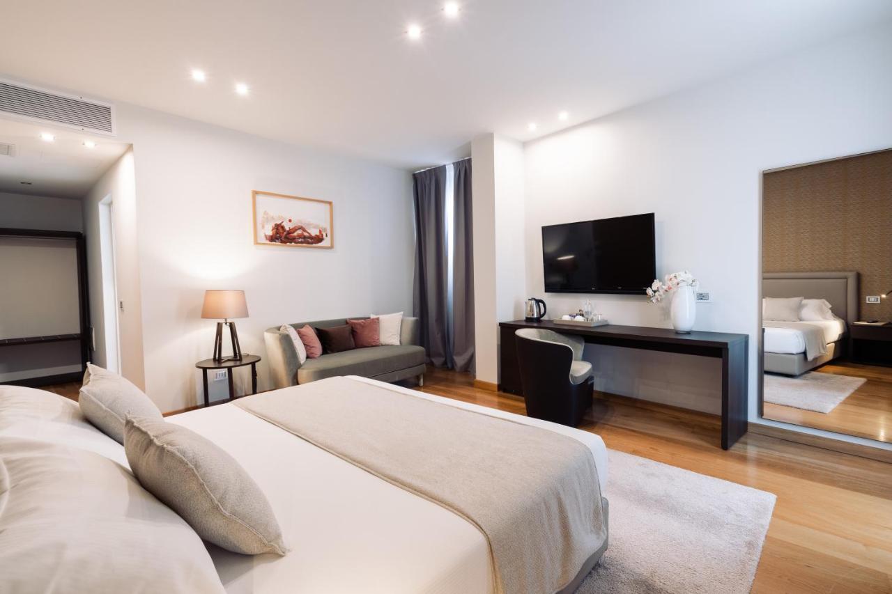 Hotel Michelangelo Carrara Luaran gambar