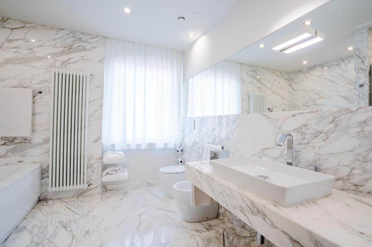 Hotel Michelangelo Carrara Luaran gambar